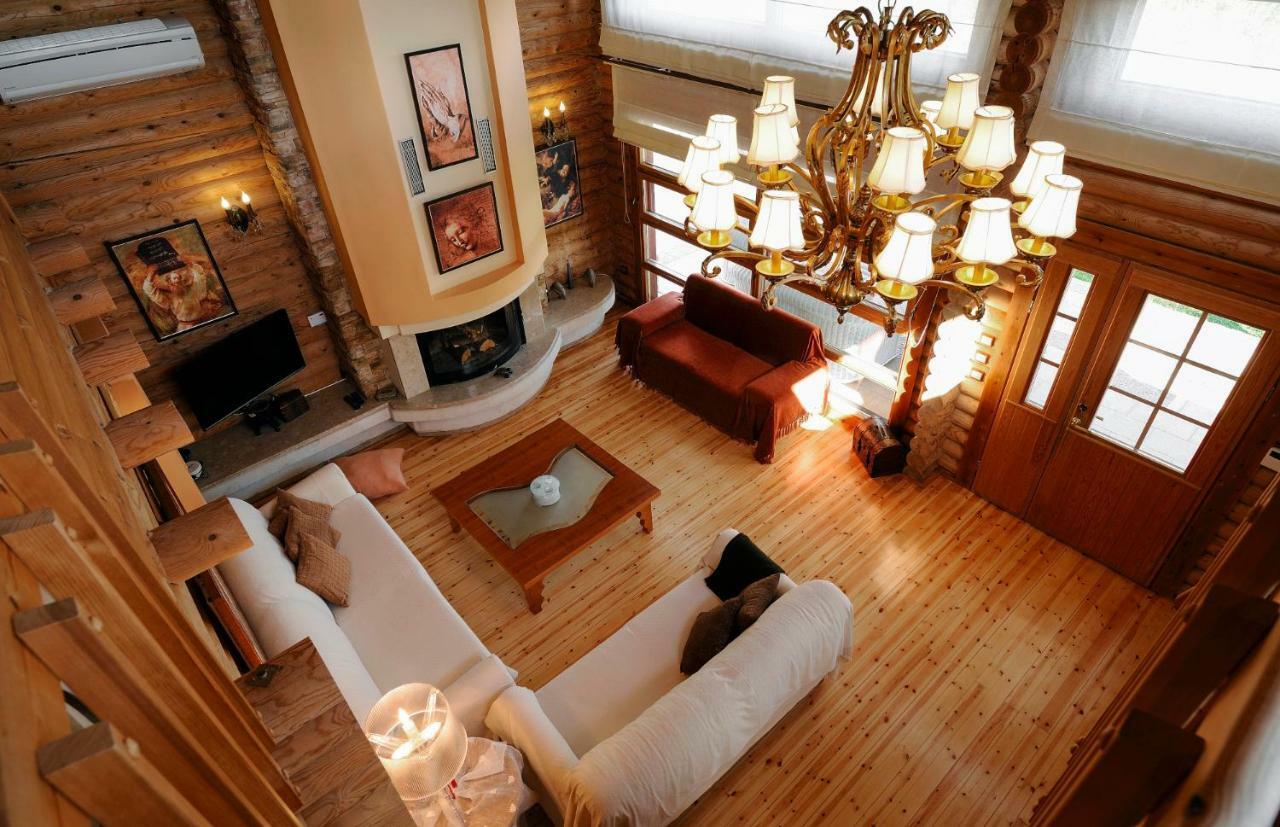 Lakkia - Wooden Residence Bagian luar foto